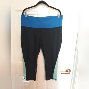 XERSION Ladies Leggings/Capri